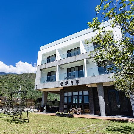 漫步月眉民宿 Guanshan Esterno foto